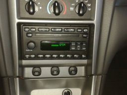 Ford Mustang Mach 1 2004